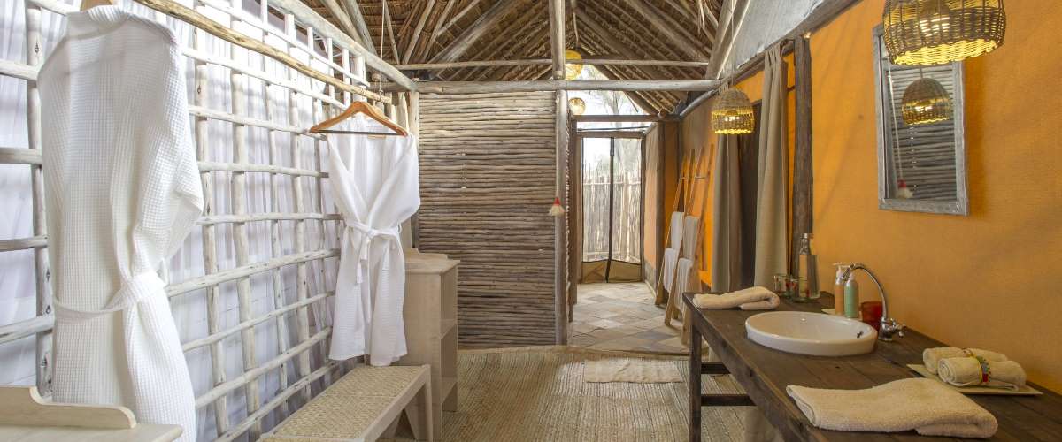 Kuro Tarangire bathroom