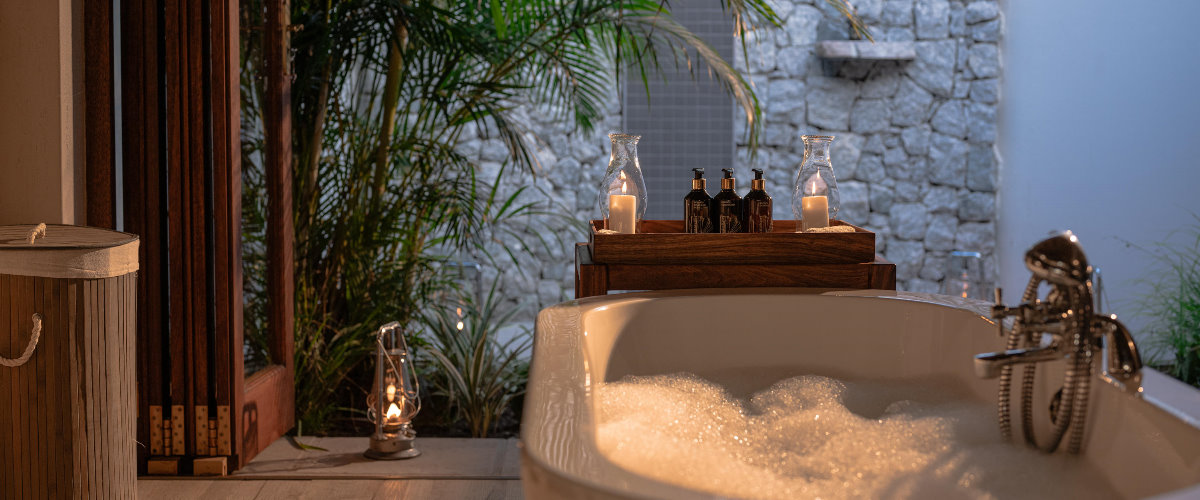 Savanna Lodge Executive-suite-bathroom