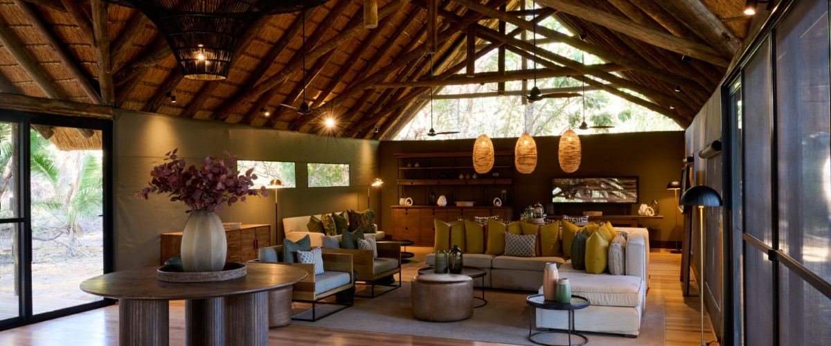 Savute Safari Lodge foyer lounge