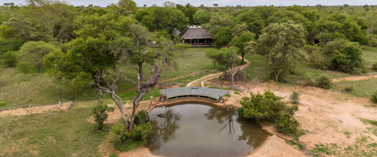 kings-camp-lodge-hide